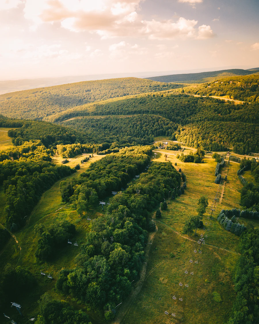 Green rolling hills around Seven Springs, Pennsylvania